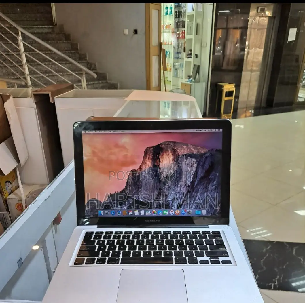 Laptop Apple MacBook Pro 2012 8GB Intel Core 2 Duo HDD 500GB
