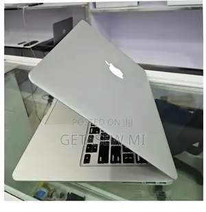 New Laptop Apple MacBook Air 2017 8GB Intel Core I5 SSD 256GB