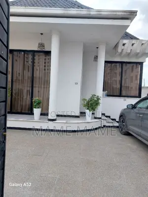 5bdrm Villa in Addis Abeba, Bole for sale