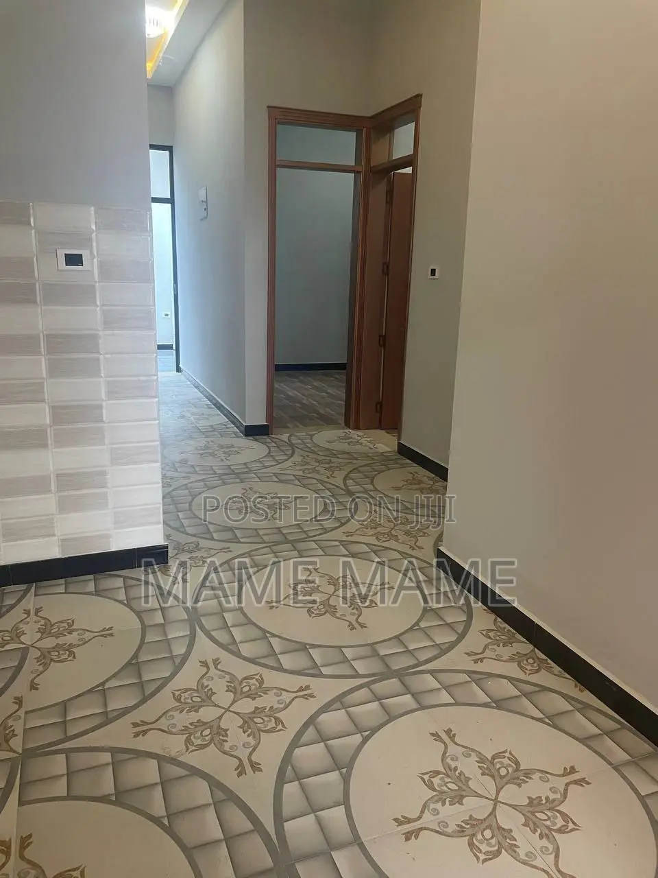 5bdrm Villa in Addis Abeba, Bole for sale