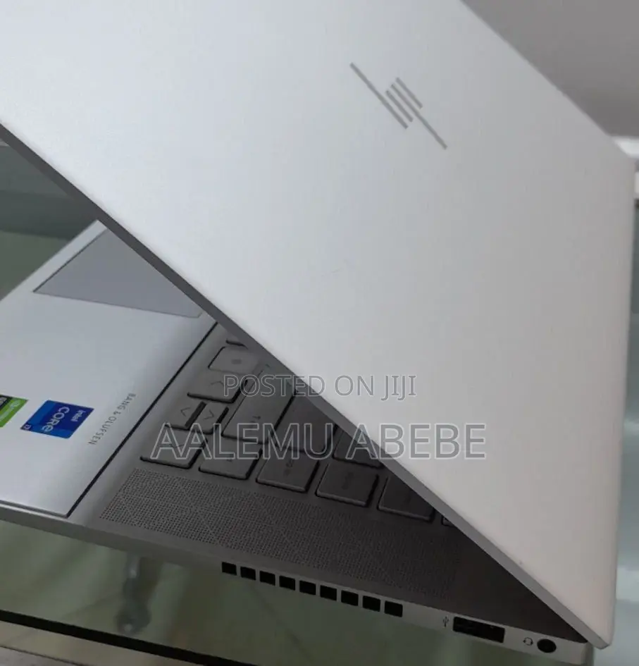 New Laptop HP Envy X360 16GB Intel Core I7 SSD 512GB
