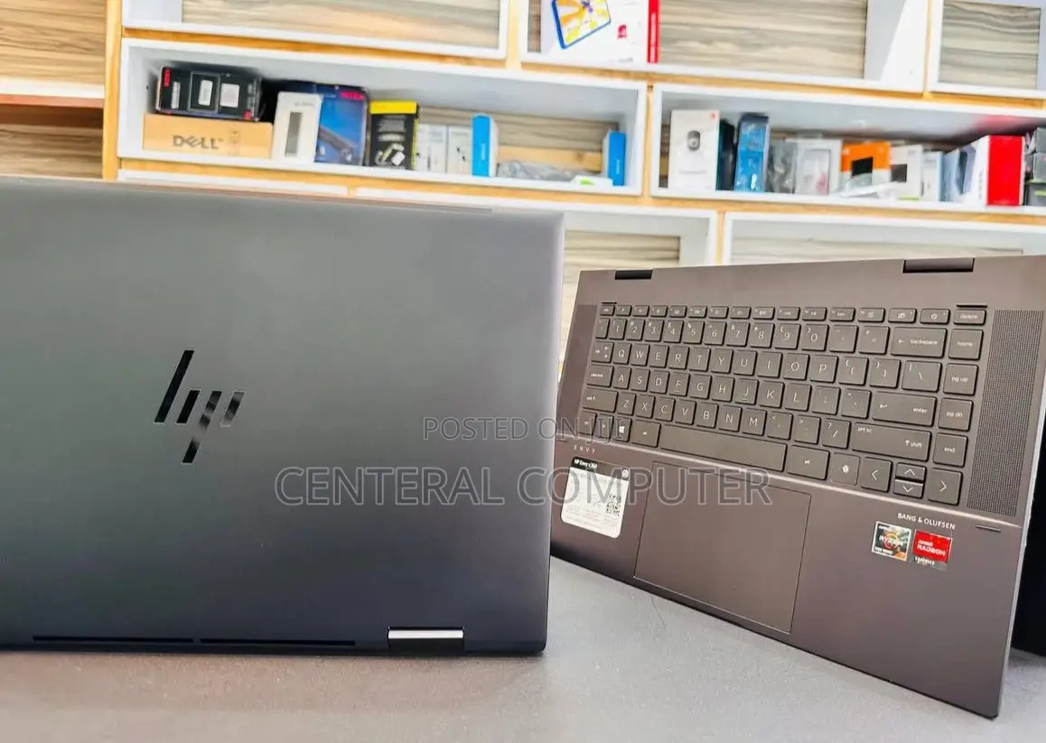 New Laptop HP Envy 17-3000 16GB AMD Ryzen 7 SSD 512GB