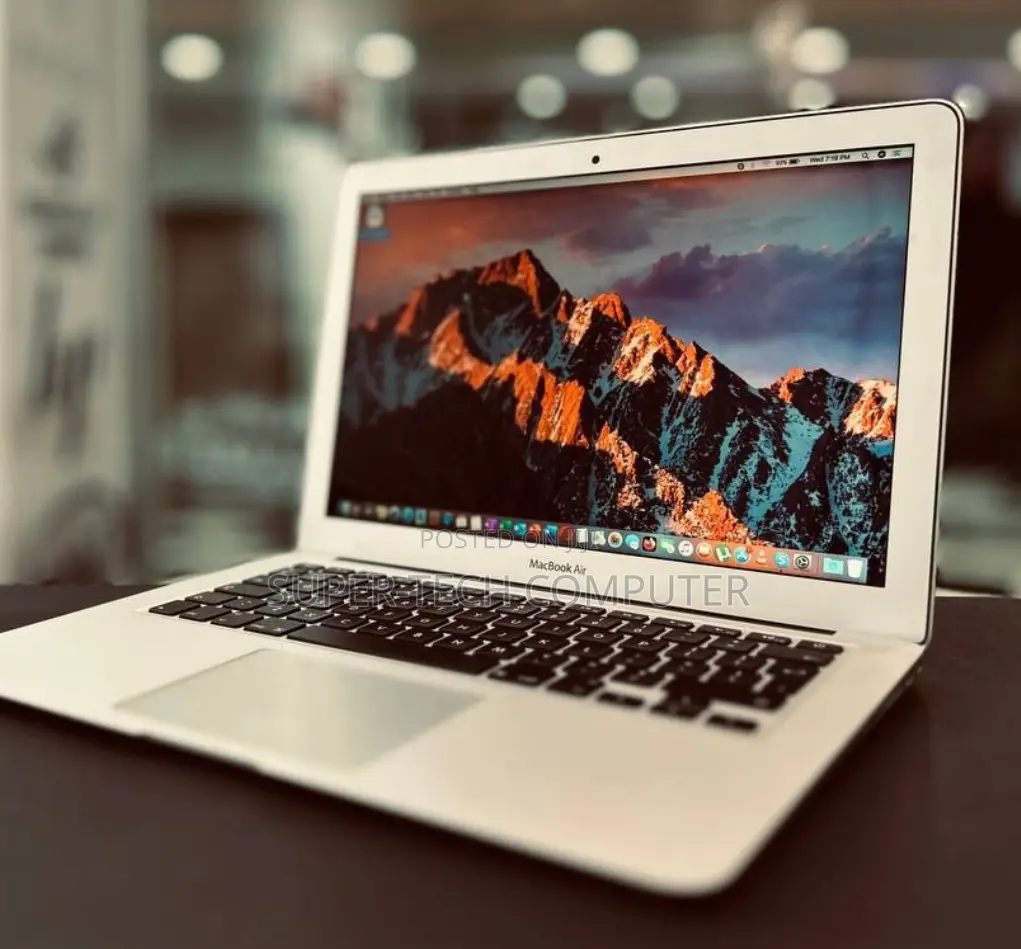 New Laptop Apple MacBook Air 2015 8GB Intel Core I7 SSD 512GB