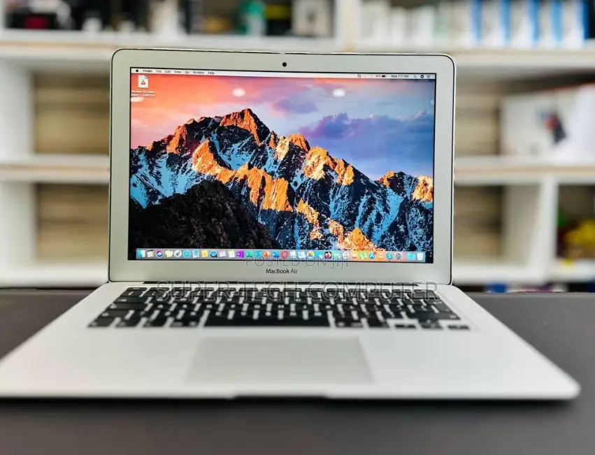 New Laptop Apple MacBook Air 2015 8GB Intel Core I7 SSD 512GB