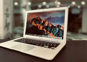New Laptop Apple MacBook Air 2015 8GB Intel Core I7 SSD 512GB