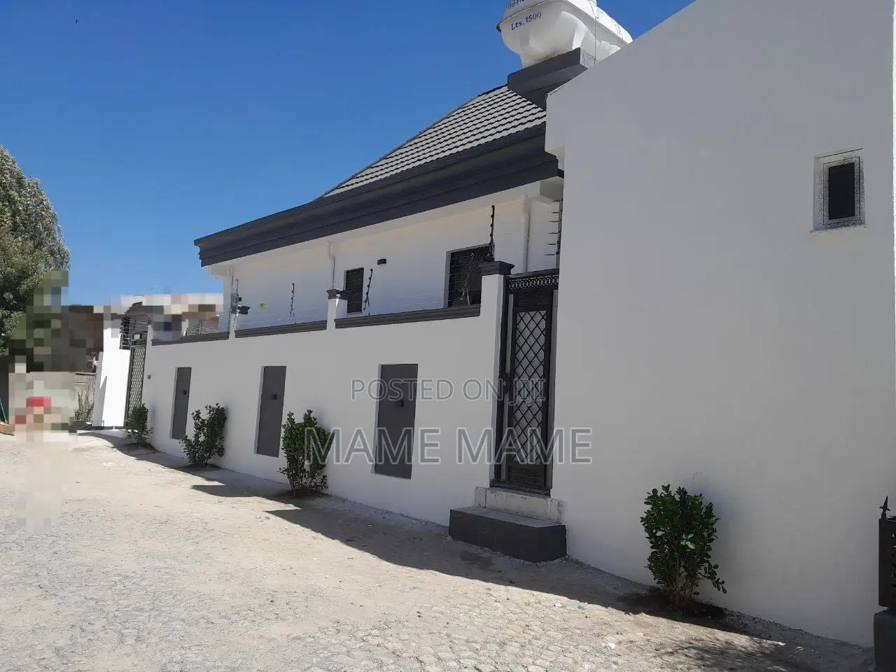 5bdrm Villa in Addis Abeba, Bole for sale