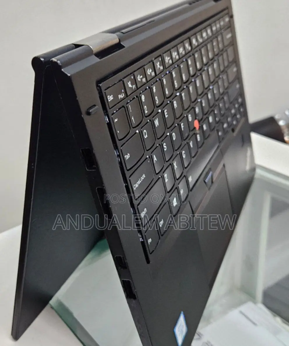 New Laptop Lenovo ThinkPad Yoga 8GB Intel Core I5 SSD 256GB