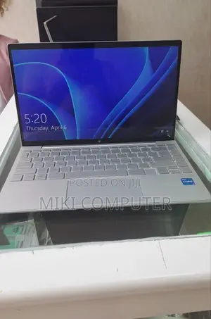 New Laptop HP Envy X2 16GB Intel Core I5 SSD 512GB