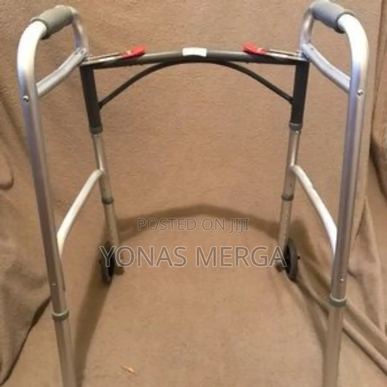 Lightweight Walker _For Both Indoor and Outdoor Use