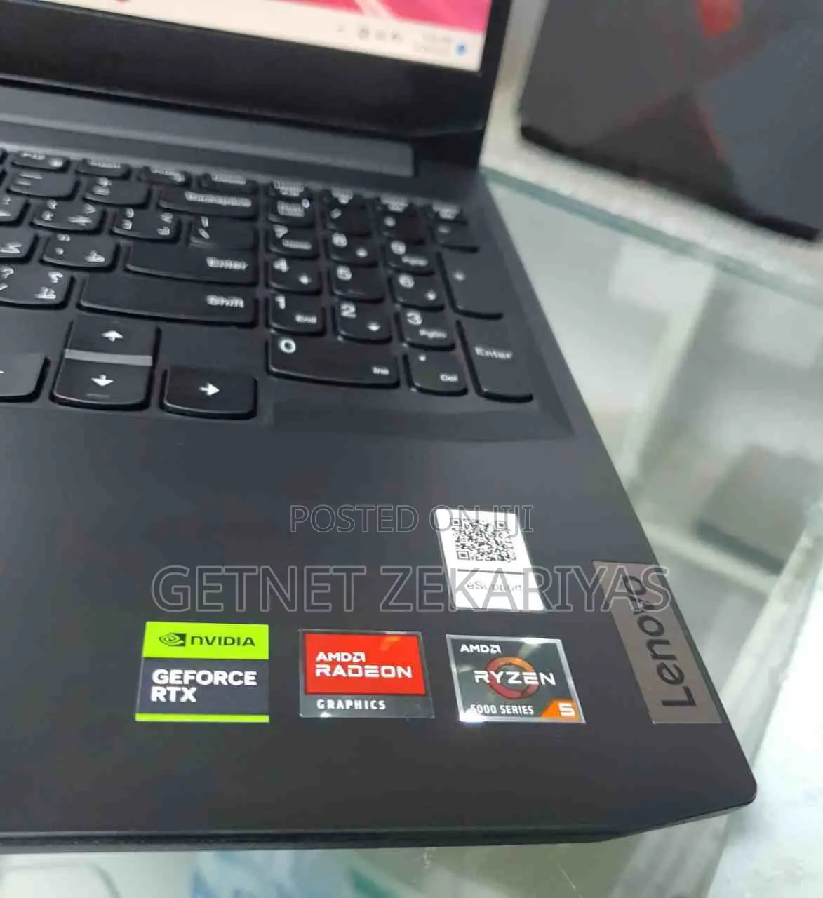 New Laptop Lenovo IdeaPad 520 8GB AMD Ryzen 5 SSD 512GB