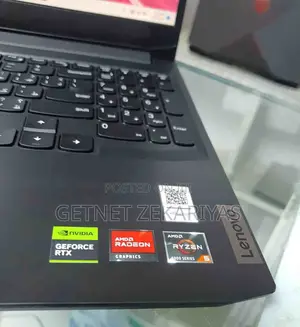 New Laptop Lenovo IdeaPad 520 8GB AMD Ryzen 5 SSD 512GB