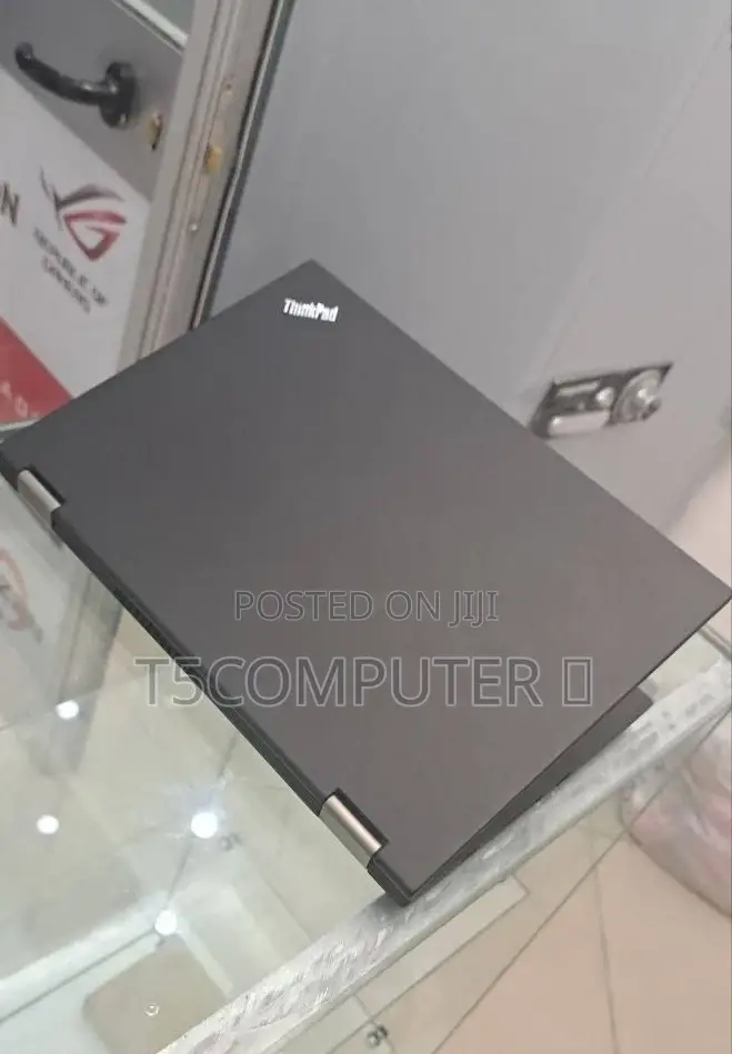 New Laptop Lenovo ThinkPad Yoga 370 8GB Intel Core I5 HDD 512GB
