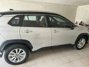 New Toyota Corolla Cross 2022 White