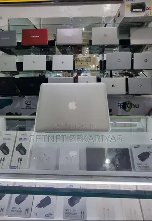 New Laptop Apple MacBook Pro 2012 8GB Intel Core I5 SSD 256GB