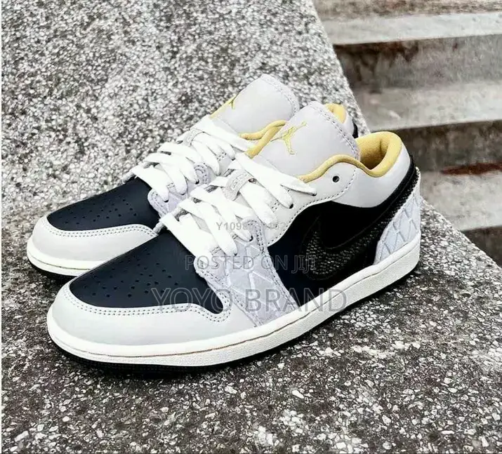 Air Jordan 1 Low