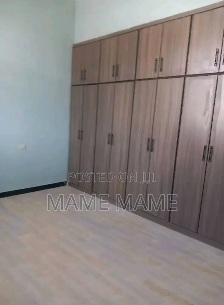 3bdrm Villa in Addis Abeba, Bole for sale