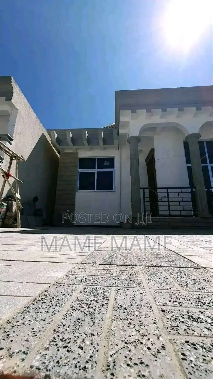 3bdrm Villa in Addis Abeba, Bole for sale