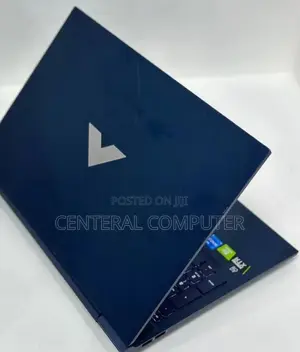 New Laptop HP 14-Dq1025cl 8GB Intel Core I5 SSD 512GB