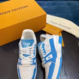High Master Quality Louis Vuitton Trainer's Low Cut Sneaker