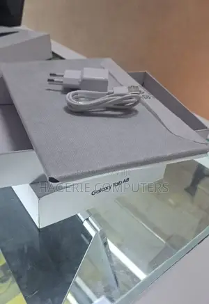New Samsung Galaxy Tab A8 10.5 (2021) 64 GB Silver