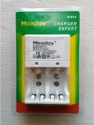 Charger Battery Maxday A-612 With 2 Rechargeable Batteries