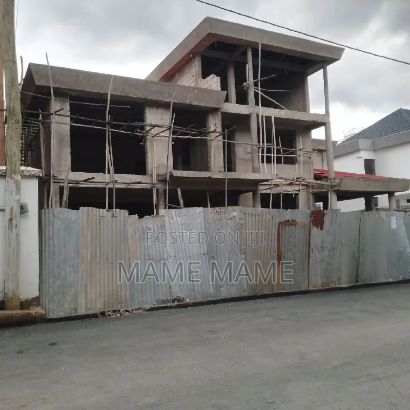 5bdrm House in Addis Abeba, Bole for sale