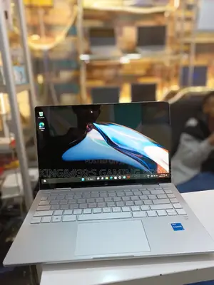 New Laptop HP Pavilion 15 8GB Intel Core I5 SSD 512GB