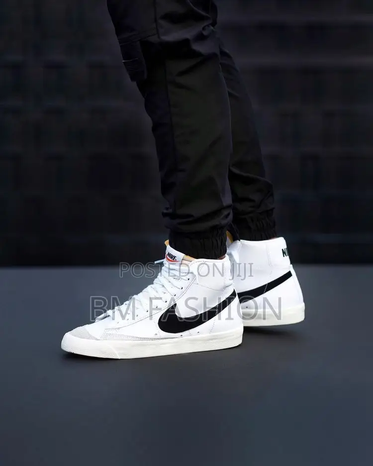 Nike Blazer Sneakers