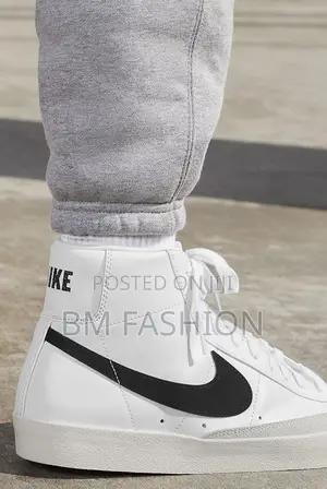 Nike Blazer Sneakers