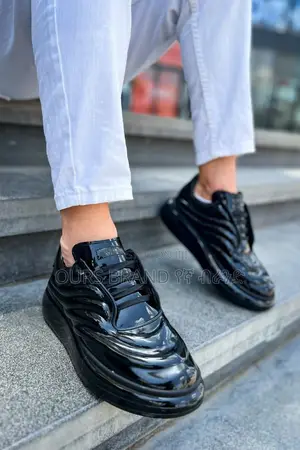 Origional Checkich Sneakers Shoes