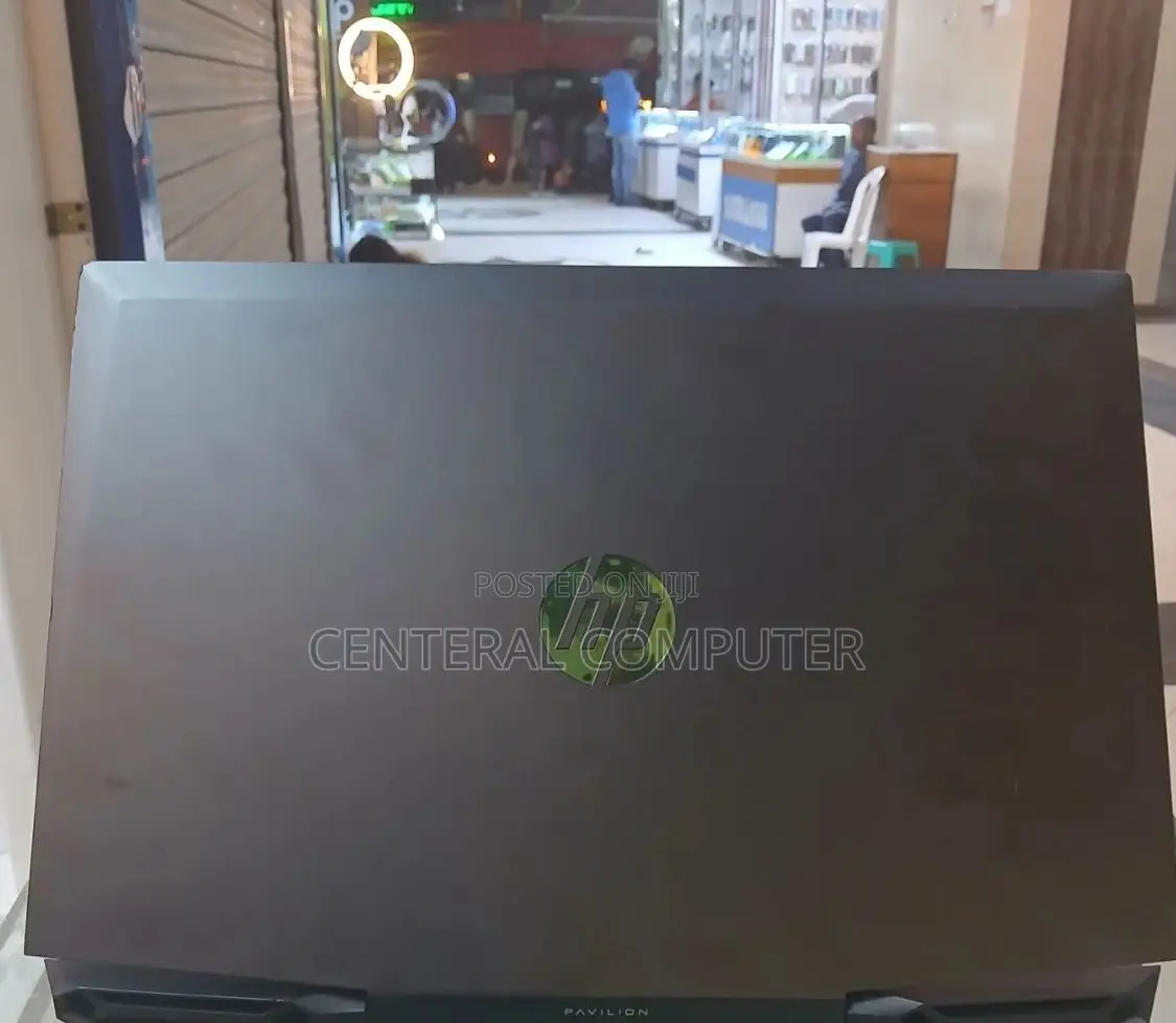 New Laptop HP Portable AC AC049TU 16GB Intel Core I5 SSD 512GB