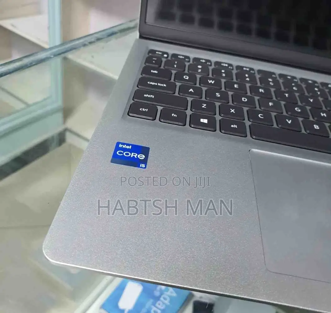 New Laptop Dell Inspiron 15 16GB Intel Core I5 SSD 512GB
