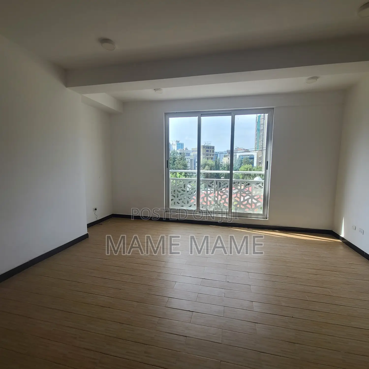 5bdrm Duplex in Addis Abeba, Bole for rent