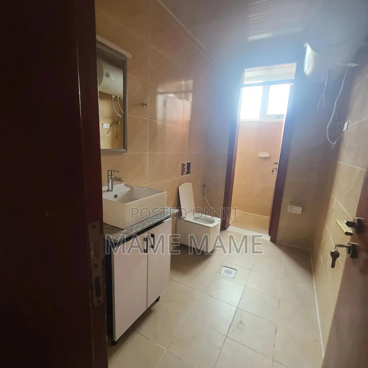 5bdrm Duplex in Addis Abeba, Bole for rent