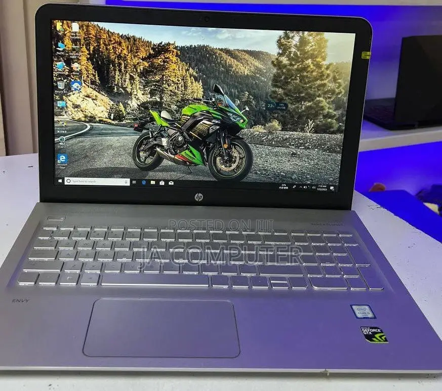 New Laptop HP Envy X360 8GB Intel Core i5 HDD+SSD 1T