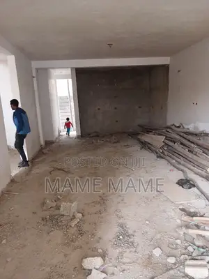 5bdrm House in Addis Abeba, Bole for sale