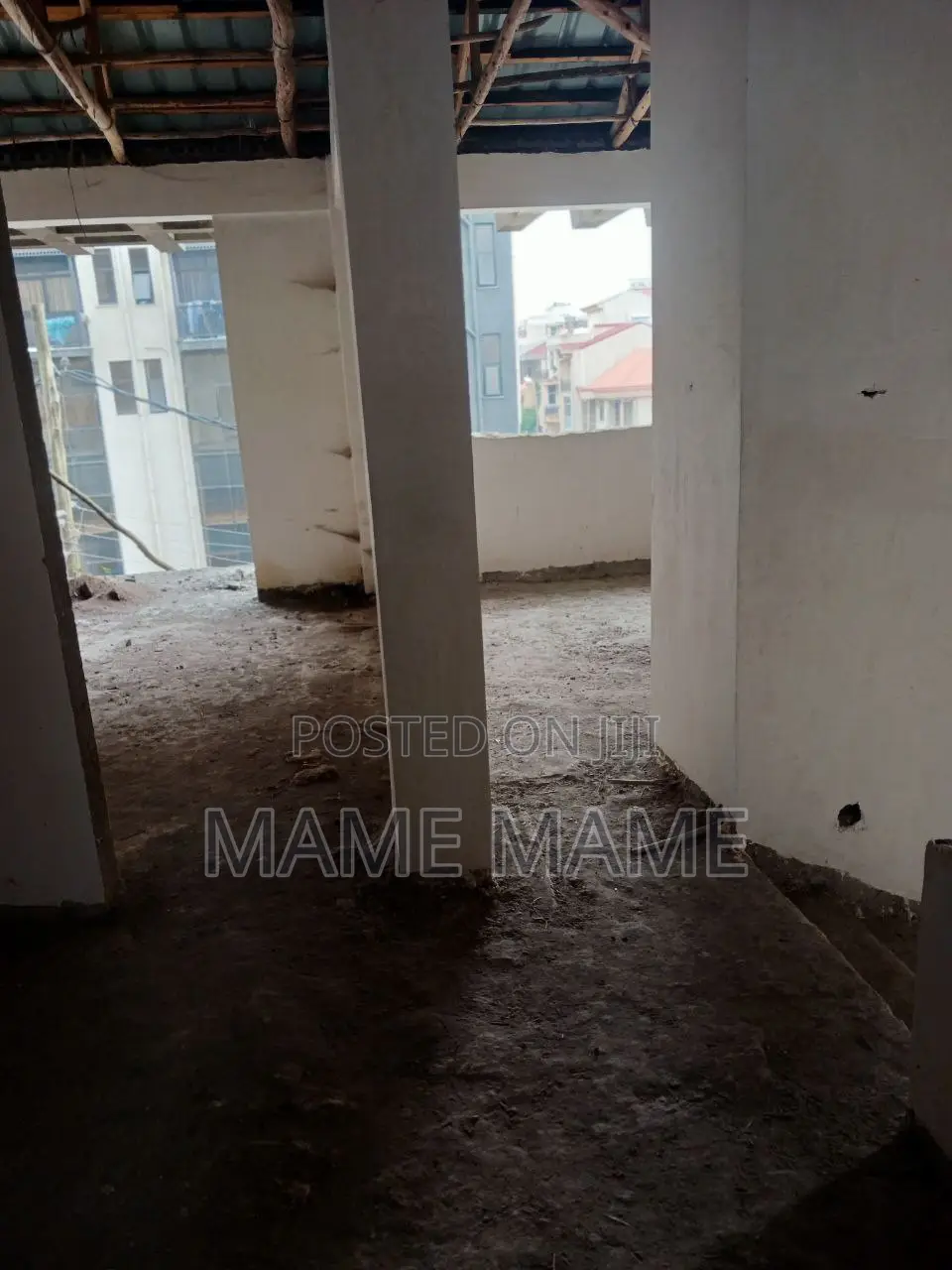 5bdrm House in Addis Abeba, Bole for sale
