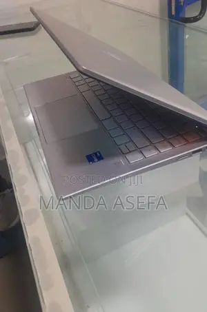 New Laptop HP Pavilion 14 8GB Intel Core I7 SSD 512GB