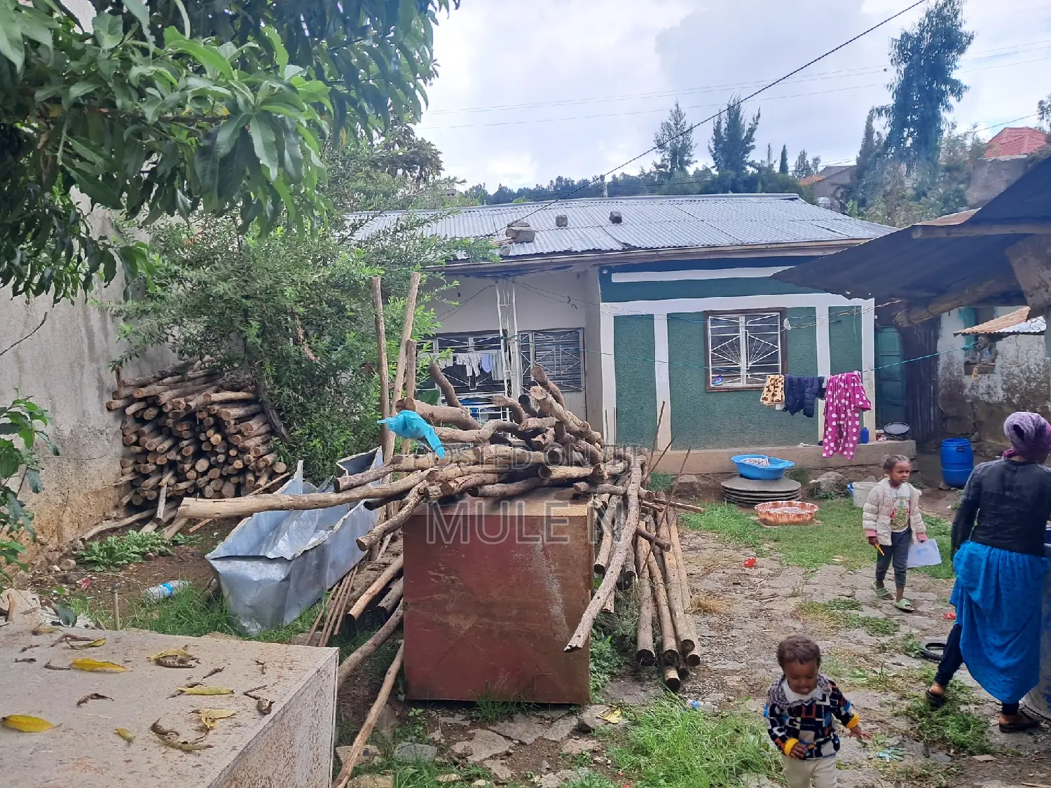 5bdrm House in Abem Kara, Yeka for sale
