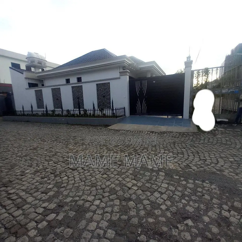 5bdrm House in Addis Abeba, Bole for sale