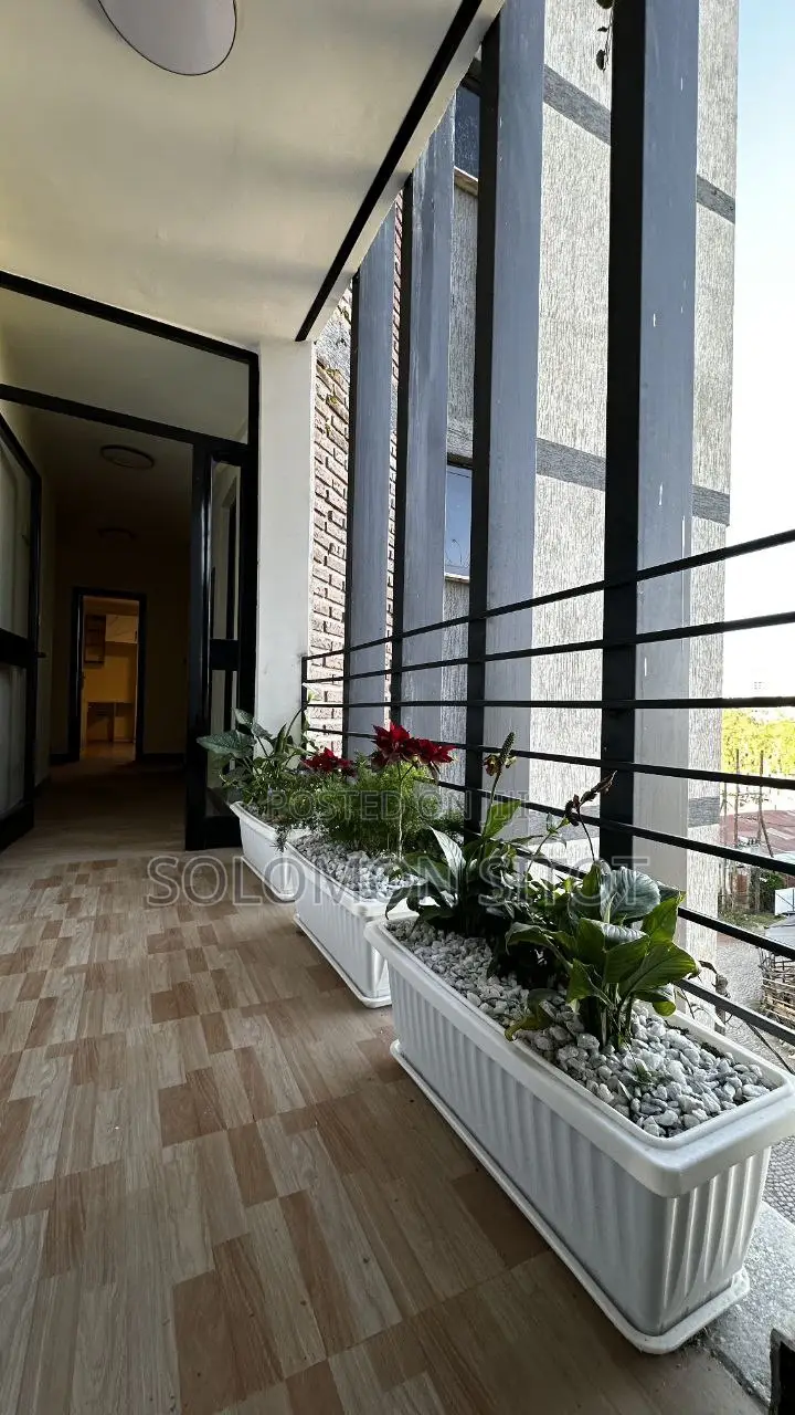 15bdrm Apartment in Luxury Apartment, Kirkos for rent