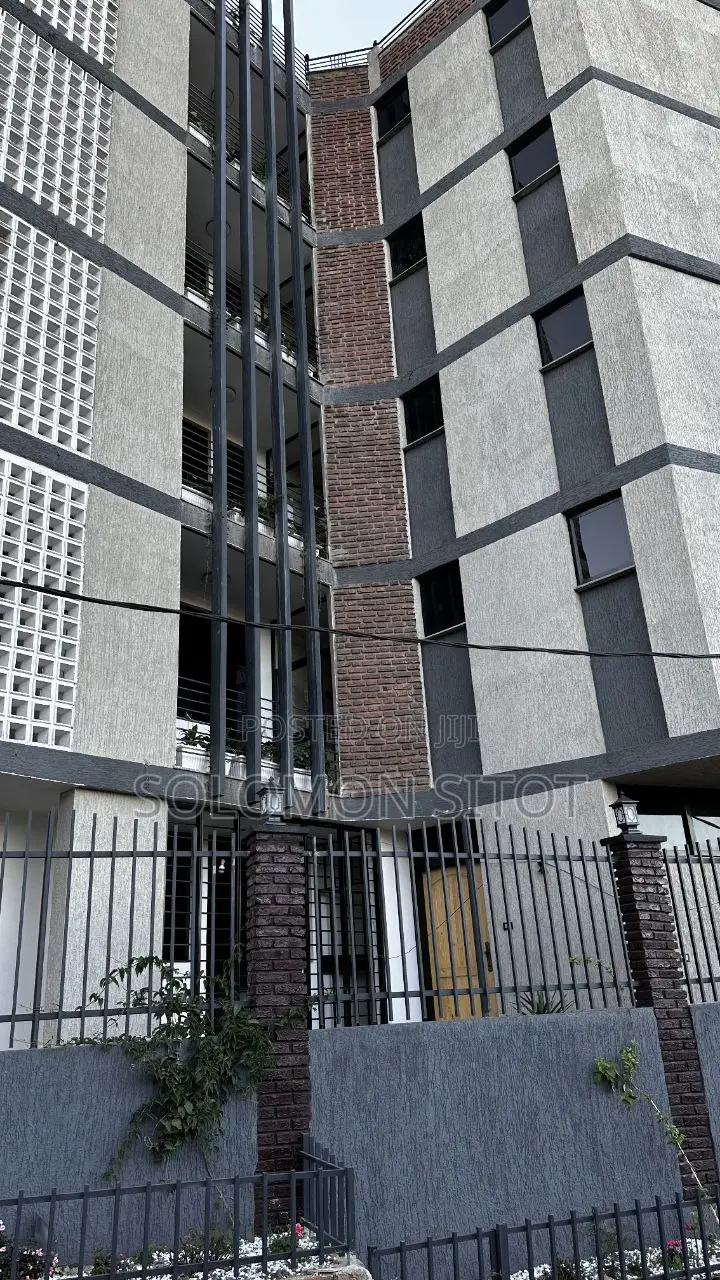 15bdrm Apartment in Luxury Apartment, Kirkos for rent