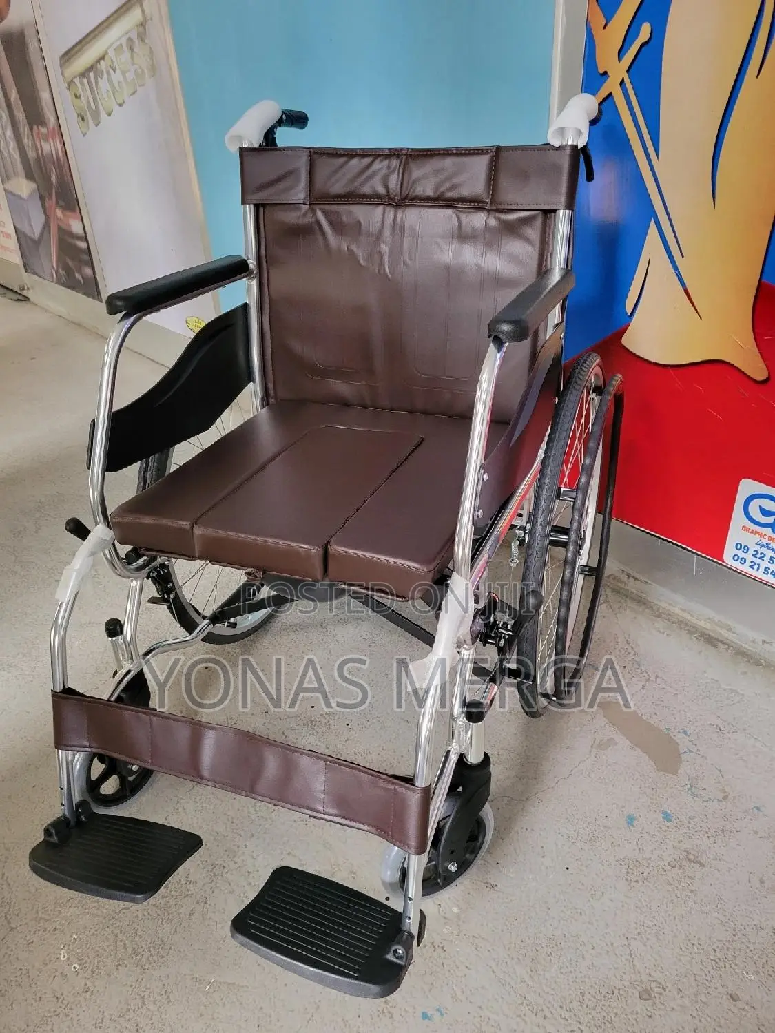 Wheelchair/ተደላድለዉ ሚቀመጡበት/Wheelchair/ከኻላ ሚንሸራተት/Wheelchair