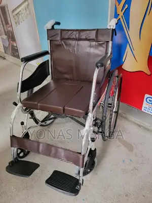 Wheelchair/ተደላድለዉ ሚቀመጡበት/Wheelchair/ከኻላ ሚንሸራተት/Wheelchair