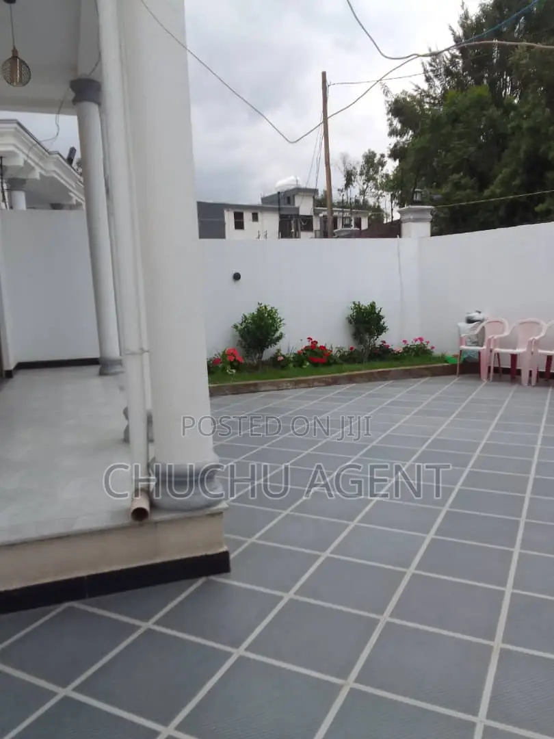3bdrm House in Bole for sale