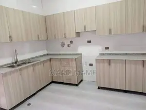 5bdrm Villa in Addis Abeba, Bole for sale