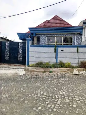 5bdrm Villa in Addis Abeba, Bole for sale