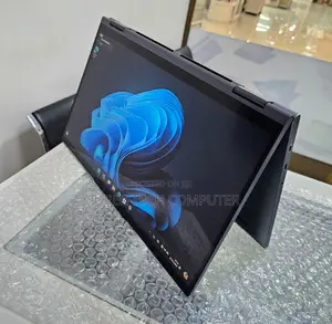 New Laptop Lenovo Yoga 730 8GB Intel Core I5 SSD 512GB