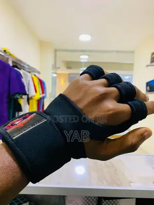 Wrist Wrap Glove.