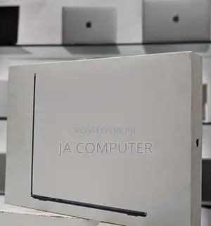 New Laptop Apple MacBook Air 2023 M2 8GB Apple M2 SSD 256GB